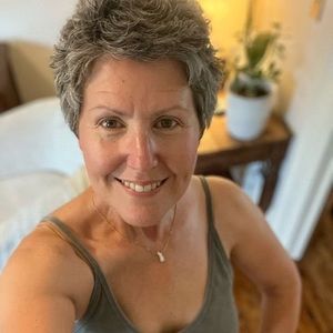 Meet your Posher, Annie